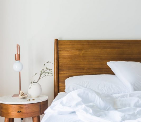 Turning Your Bedroom Into the Luxurious Hotel Room of Your Dreams Turning Your Bedroom Into the Luxurious Hotel Room of Your Dreams