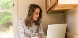 9 Best Work From Home Ideas For Stay-at-Home Moms 9 Best Work From Home Ideas For Stay-at-Home Moms