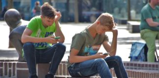 How to Protect Your Children on the Internet from Online Predators How to Protect Your Children on the Internet from Online Predators