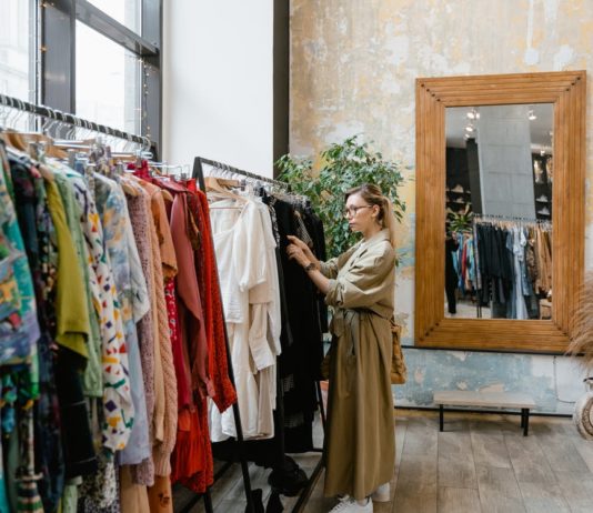 What To Wear for Photo, TV, and Video Appearances What To Wear for Photo, TV, and Video Appearances