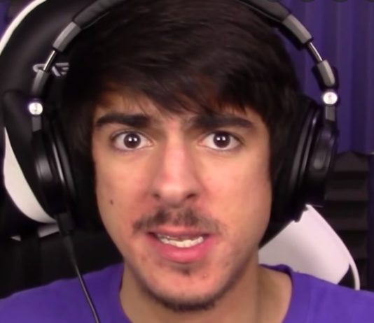 Grapeapplesauce: The Gamer Grapeapplesauce: The Gamer
