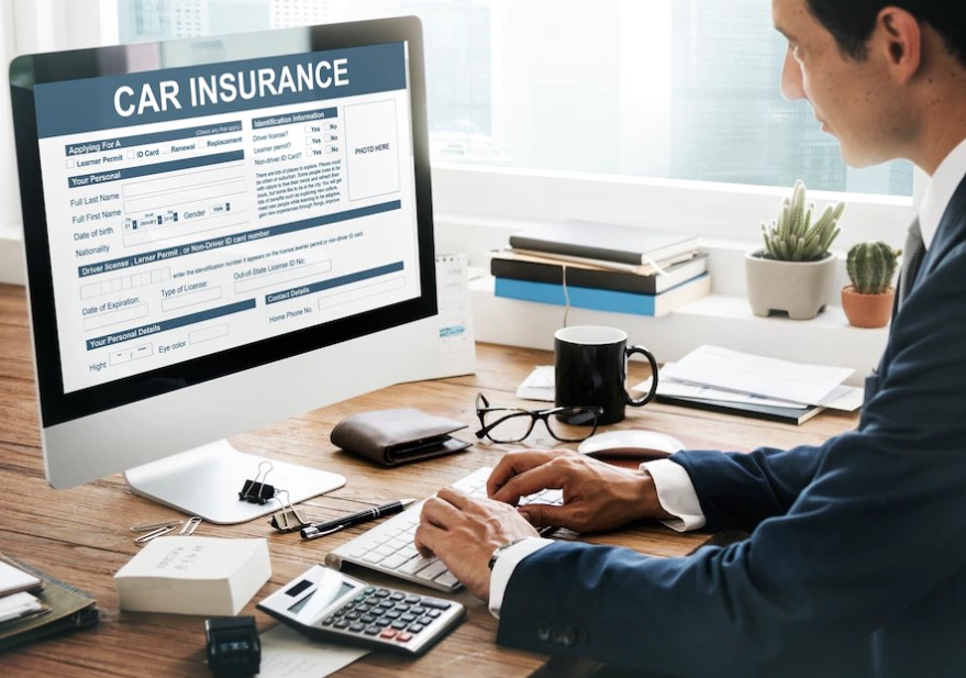 Top Factors That Increase Your Commercial Auto Insurance Rates