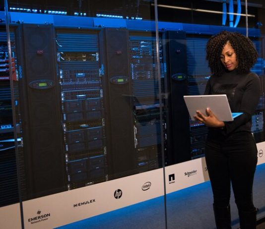 Eight Tips for Managing Complex Data Eight Tips for Managing Complex Data